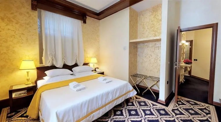 Tek Büyük Yataklı Oda, Şehir Manzaralı
