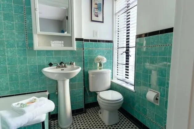 Quaint Studio Suite (Breakfast Voucher-1 per stay)