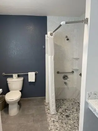 2 Double Bed with Balcony Accessible