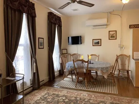 Traditional Apart Daire, Birden Çok Yatak, Şehir Manzaralı
