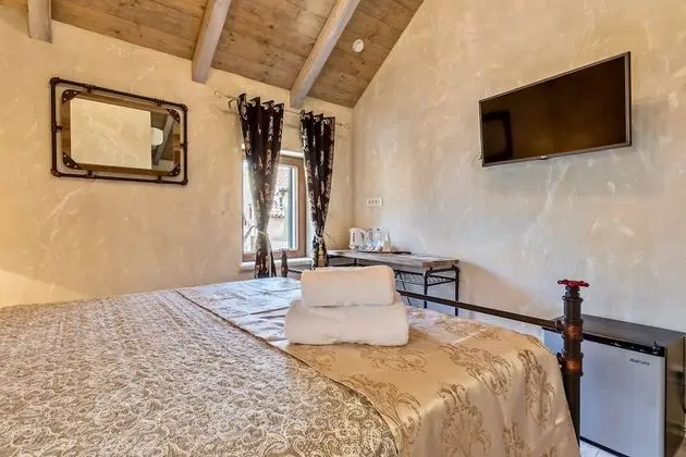 Comfort Tek Büyük Yataklı Oda