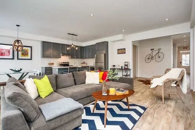 Family Ev, 4 Yatak Odası (27 Snowbridge)