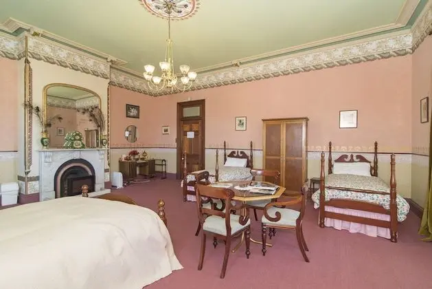 Standard Oda, Sigara İçilmez, Balkon (Reid Room)