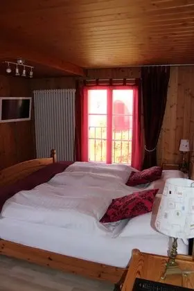 Tek Büyük Yataklı Oda (Church View, hear bells ring)