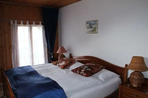 Tek Büyük Yataklı Oda (Church View, hear bells ring)