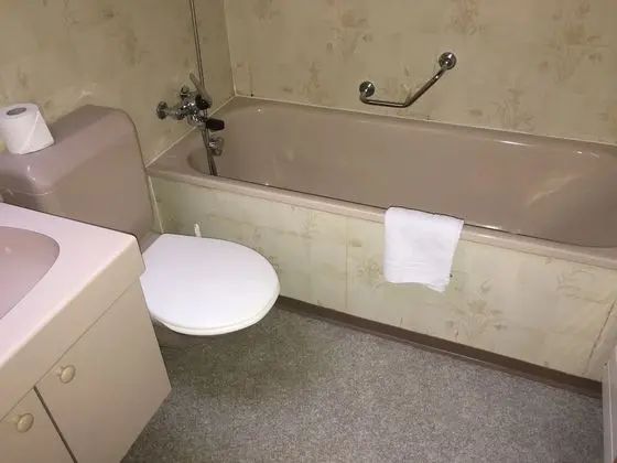 Tek Büyük Yataklı Oda (Church View, hear bells ring)