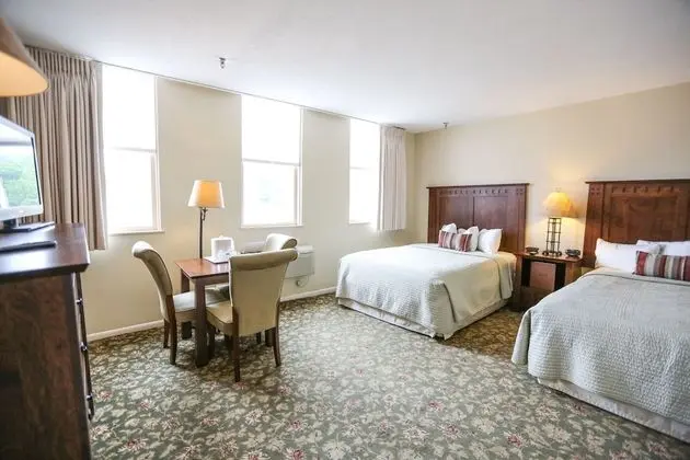 Oda, Sigara İçilmez, Özel Banyo (Two Double Beds)