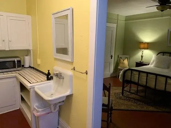 Standard Tek Kişilik Oda (Old Home Place Suite)