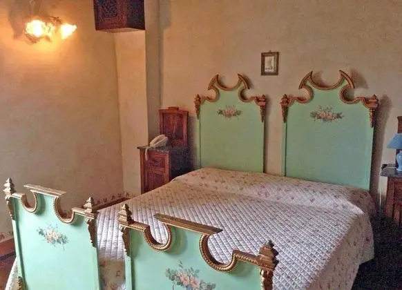 Villa, Birden Çok Yatak Odası, Şömine