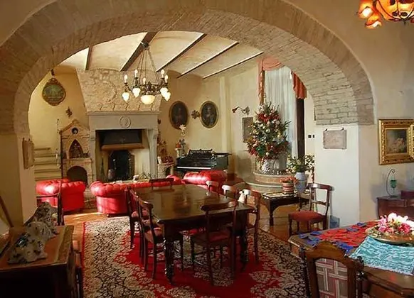 Villa, Birden Çok Yatak Odası, Şömine