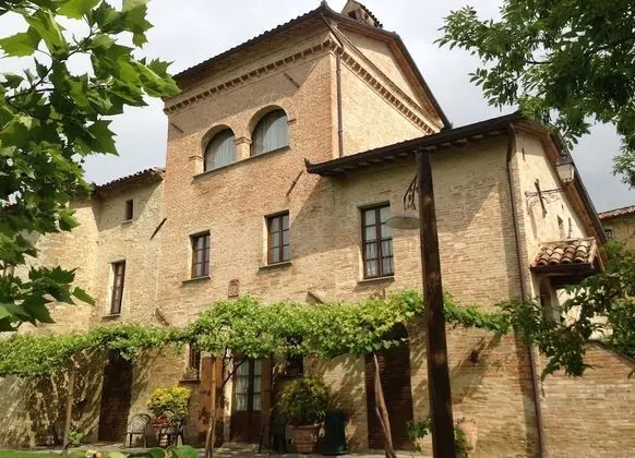 Villa, Birden Çok Yatak Odası, Şömine