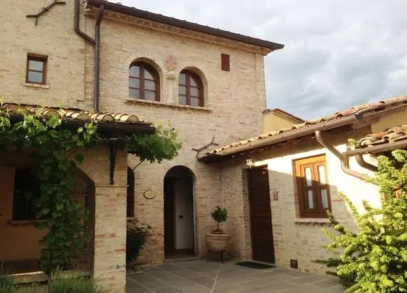 Villa, Birden Çok Yatak Odası, Şömine