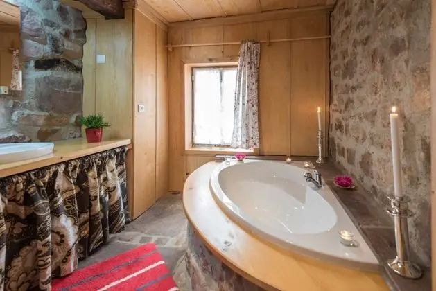 Ev, 2 Yatak Odası (incl. Cleaning & Laundry fee)