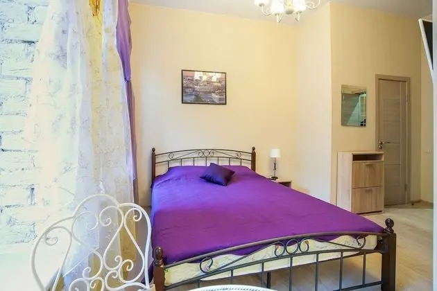 Standard Stüdyo, 1 En Büyük (King) Boy Yatak
