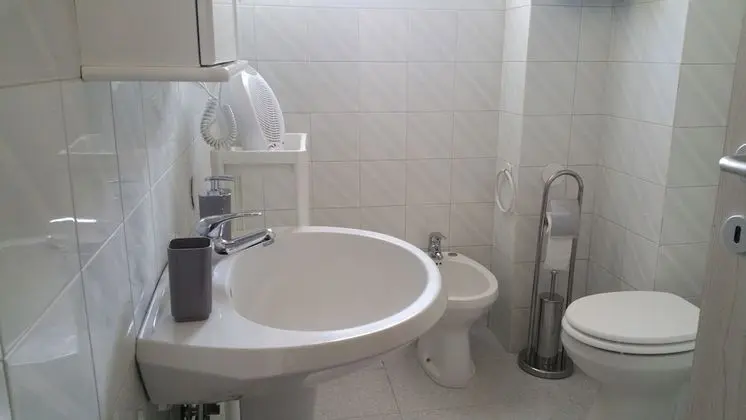 Tek Büyük veya İki Ayrı Yataklı Oda, Özel Banyo (External)