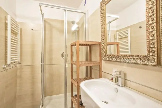 Family Süit, Sigara İçilmez