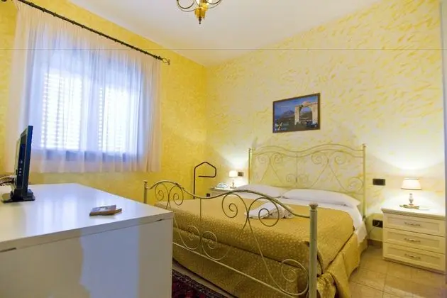 Tek Büyük veya İki Ayrı Yataklı Oda