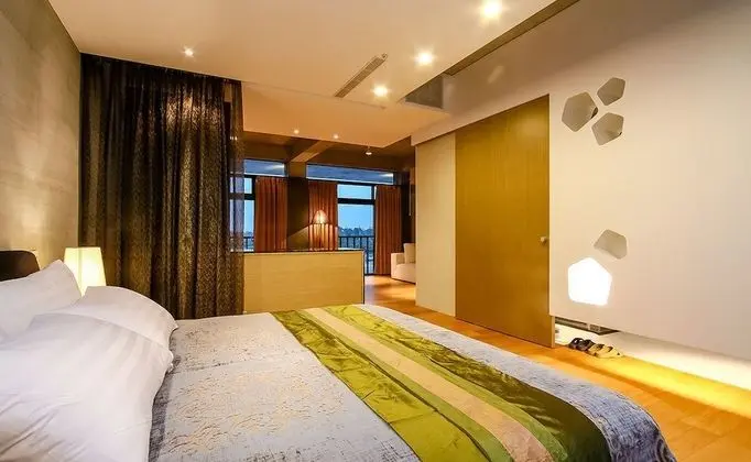 Luxury Tek Büyük Yataklı Oda