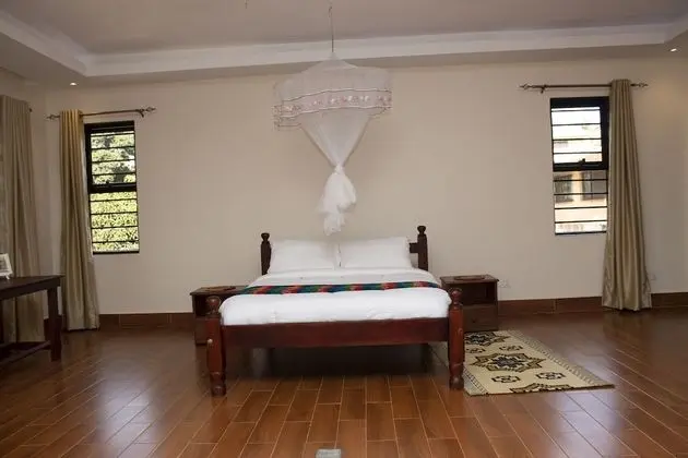 Basic Ortak Ranzalı Oda, Birden Çok Yatak, Göl Manzaralı