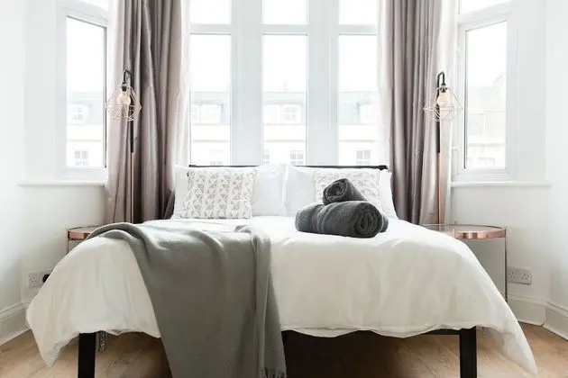 Apart Daire, 6 Yatak Odası