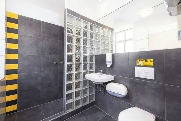 Quadruple Room with Private Bathroom