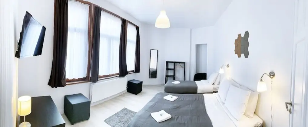 City Oda, Özel Banyo (Queen)