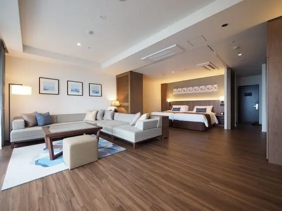 Süit, Sigara İçilmez (High Floor)