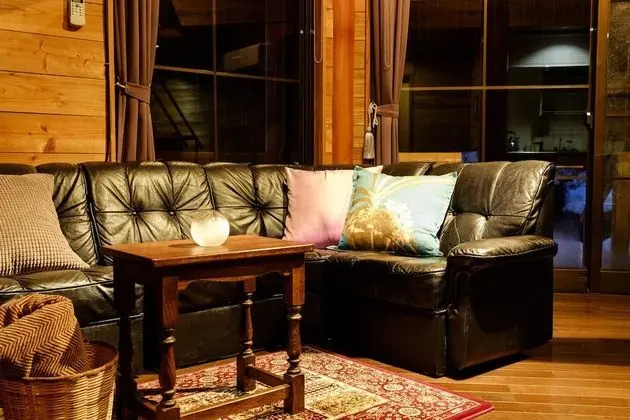 Kır Evi (Suite)