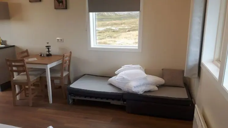 Basic Stüdyo, 1 Büyük (Queen) Boy Yatak ve Çekyat, Engellilere Uygun, Dağ Manzaralı