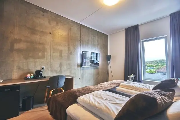 Standard Tek Büyük Yataklı Oda