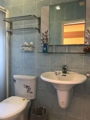 Economy Tek Büyük Yataklı Oda