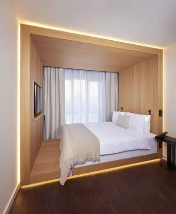 Boutique Room
