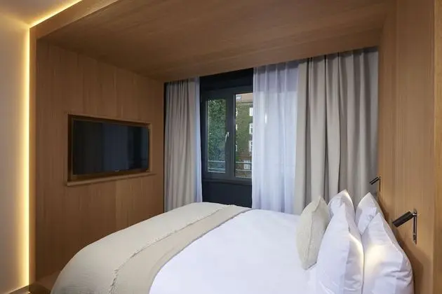 Boutique Room