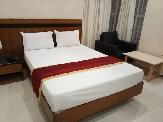 Deluxe Tek Büyük Yataklı Oda, 1 En Büyük (King) Boy Yatak, Sigara İçilebilir