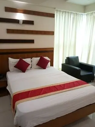 Deluxe Tek Büyük Yataklı Oda, 1 En Büyük (King) Boy Yatak, Sigara İçilebilir