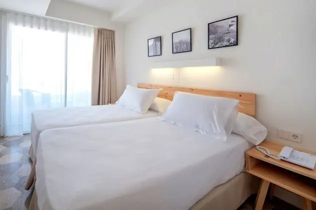 Tek Büyük Yataklı Oda, Balkon