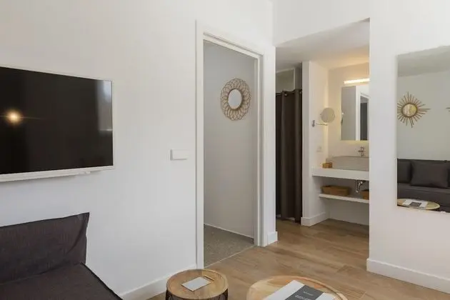 Junior Süit, Teras, Havuz Manzaralı