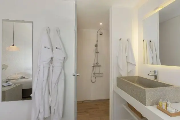 Junior Süit, Teras, Havuz Manzaralı