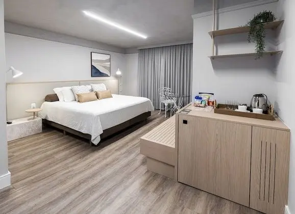 Süit, Sıcak Su Küveti