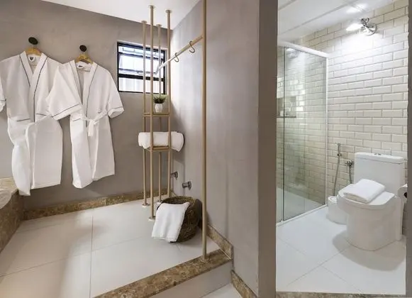 Süit, Sıcak Su Küveti