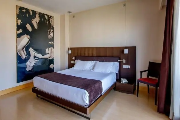 Tek Büyük Yataklı Oda, Teras, Şehir Manzaralı