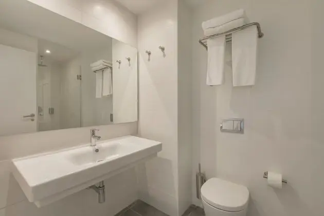 Büyük Yataklı Tek Kişilik Oda, Balkon