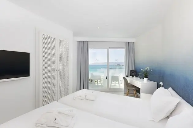Premium Tek Büyük Yataklı Oda, Balkon, Kısmi Deniz Manzaralı