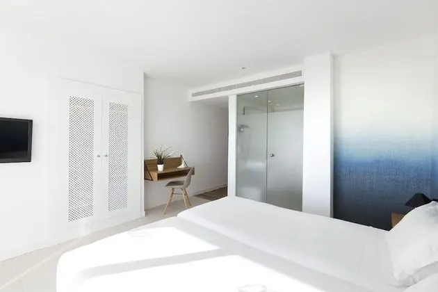 Tek Büyük Yataklı Oda, Balkon, Deniz Manzaralı