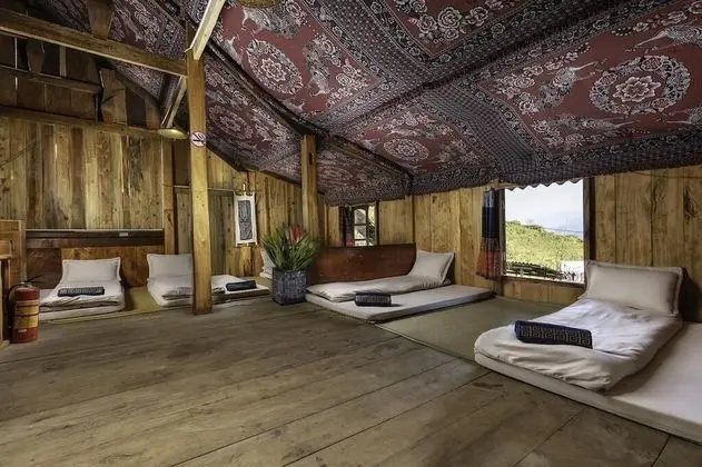 Ortak Ranzalı Oda, Karma Ranzalı Oda (Bed in 10-Bed)