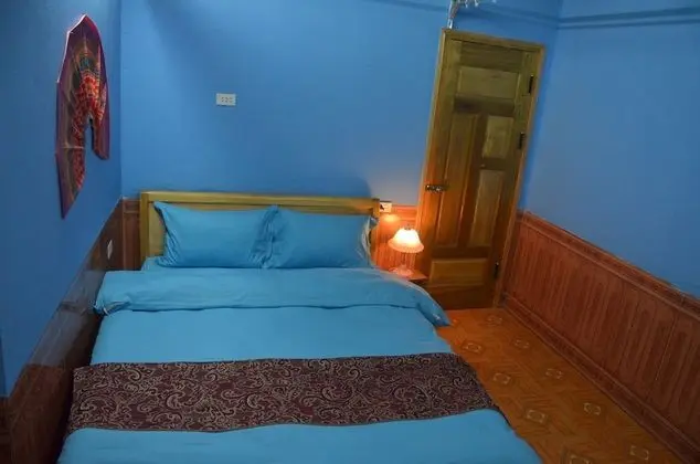 Honeymoon Tek Büyük Yataklı Oda