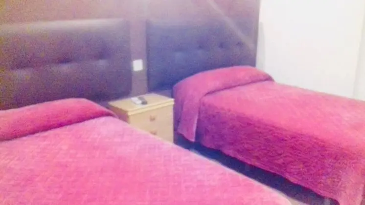 Tek Büyük veya İki Ayrı Yataklı Oda