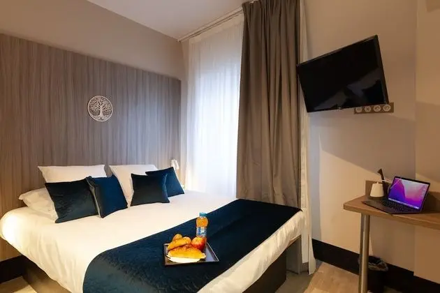 Comfort Tek Büyük Yataklı Oda