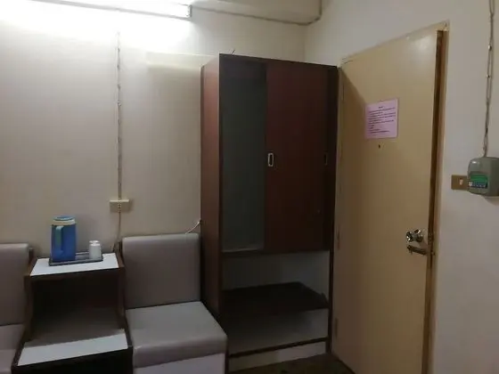 Budget Twin Room with Fan