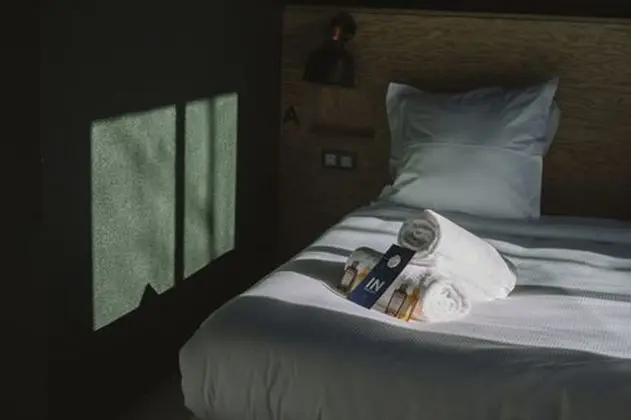 Tek Büyük Yataklı Oda (Home Sweet Home)